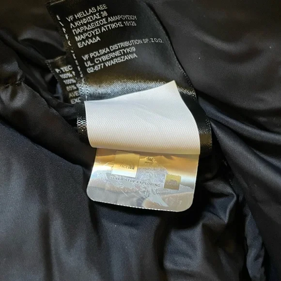 The North Face Men’s 1996 Retro Nuptse Black Jacket - Picture 9 of 9